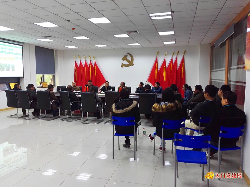 市委组织部组织党员种棉大户参观天门棉花交易中心