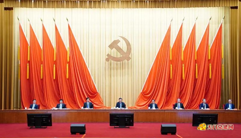 习近平:学党史悟思想办实事开新局